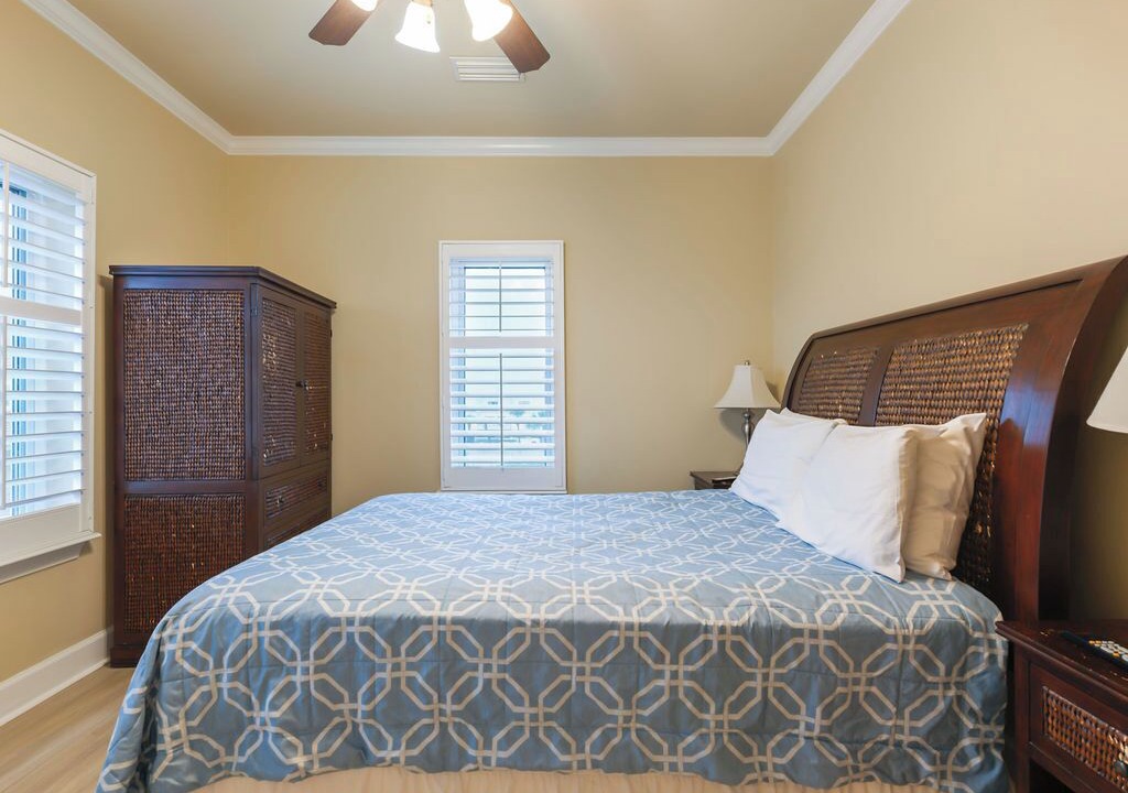 Photo of Bedroom in Pensacola Beach