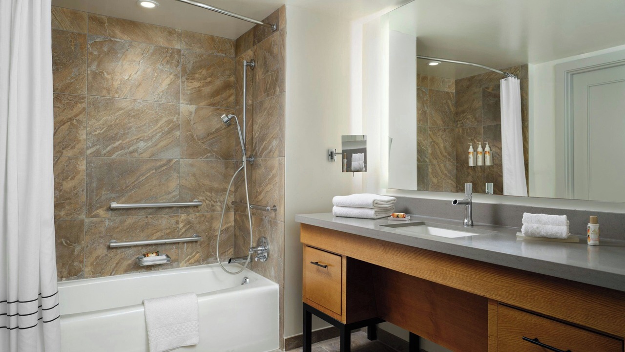 Photo of Bathroom in Waikoloa
