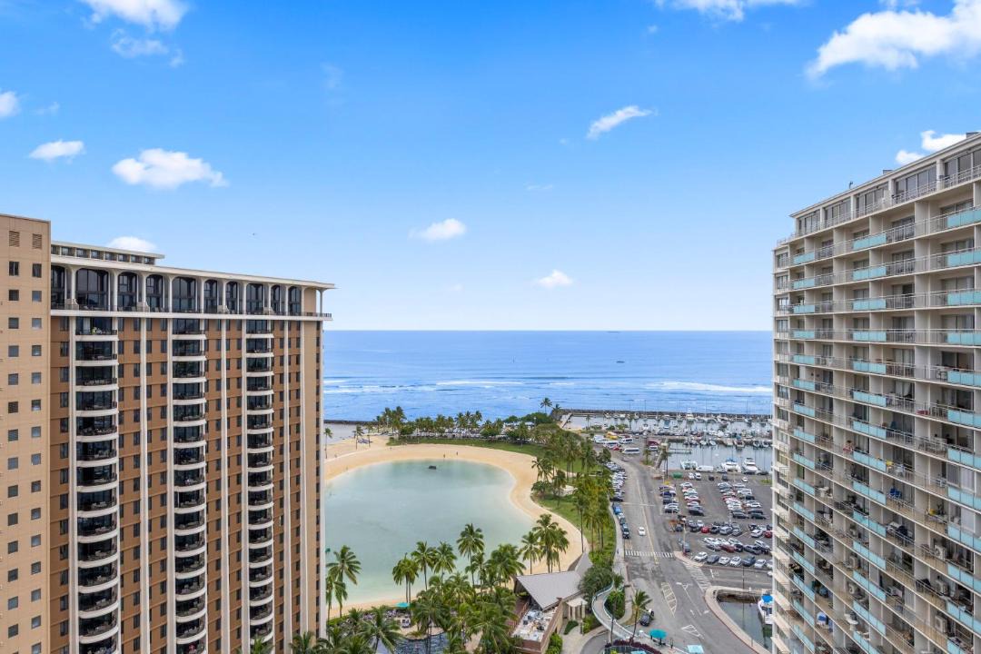 Photo of Others in Waikiki