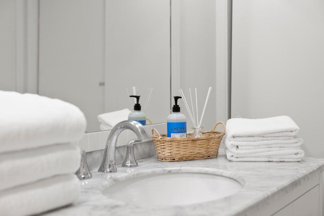 Photo of Bathroom in Waikiki