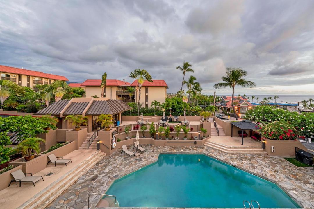 Photo of Others in Historic Kailua Village