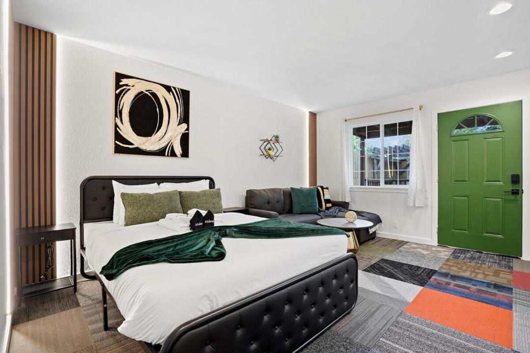 Photo of Bedroom in Sharp Park