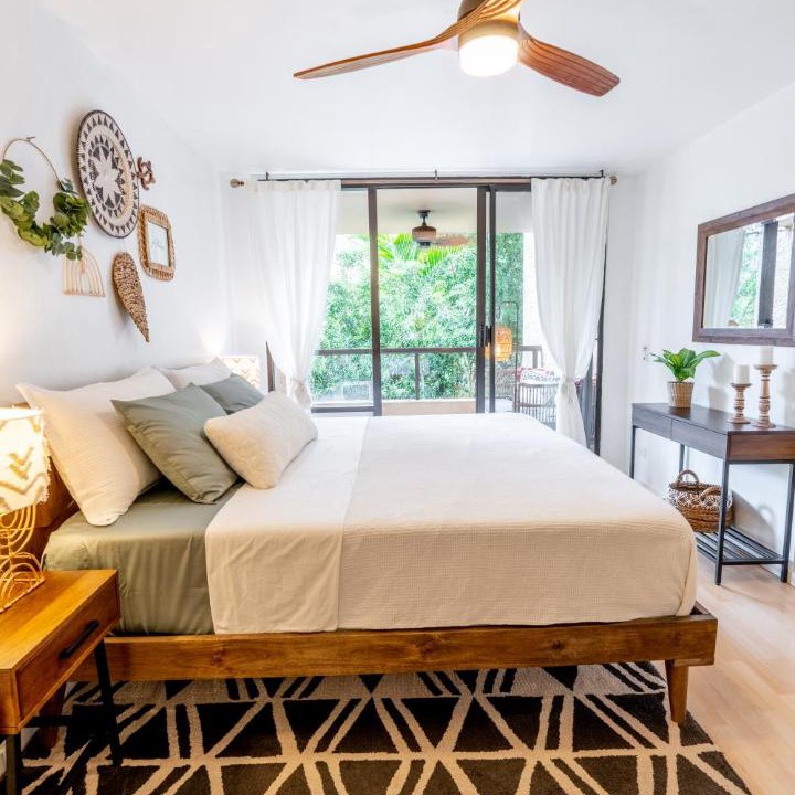Photo of Bedroom in Historic Kailua Village
