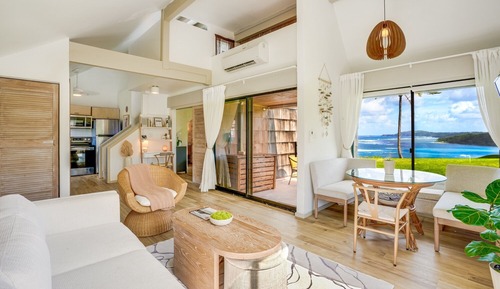 Condo, 2 Bedrooms