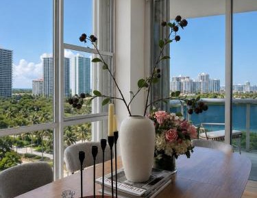Two-Bedroom Deluxe Apartment with Balcony