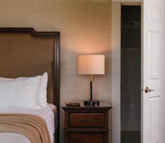 Queen Suite