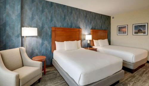 Deluxe Queen Room with Two Queen Beds