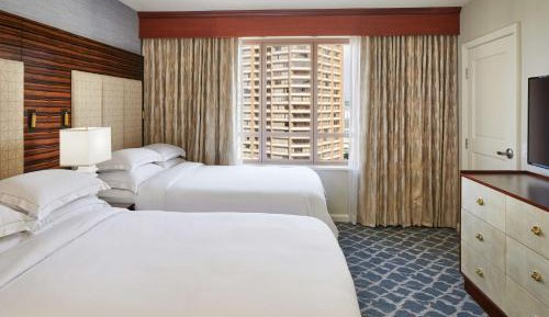 One Bedroom Double Suite with Partial Ocean View - Non-Smoking