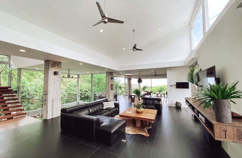 Downtown Honolulu House | Most Contemporary Estate in the heart of Honolulu-Luxury Living .