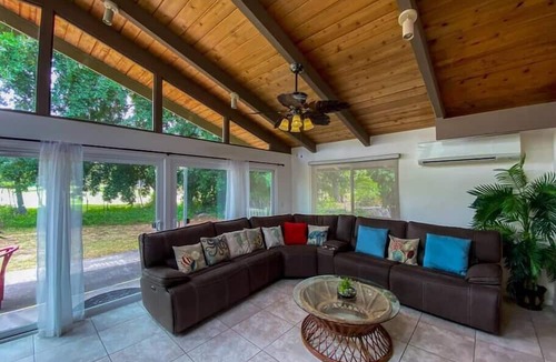 Keauhou House | Incredible 5br He'eia Bay Pool Home w/hot tub for 16!