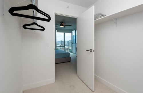 Ala Moana Condo | Upscale 2 bedroom with parking in Ala Moana