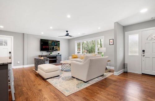 Smyrna House | Blue Ribbon 3BR/2BA Bungalow near Truist Park