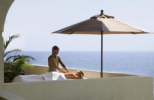 Keauhou Hotel | Ultimate Adventure in Hawaii! 3 Spacious Units, Spectacular Dining Options!