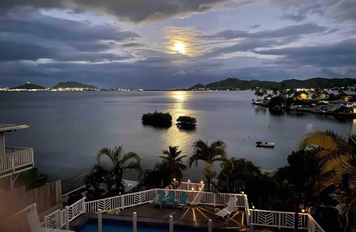 Kaneohe Villa | Spacious Waterfront with Gorgeous View & Pool