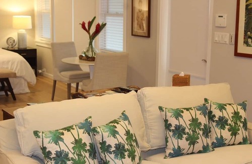 Kahala Apartment | Steps to Kahala Beach, quiet, King bed, patio, parking, A/C, kitchenette & BBQ