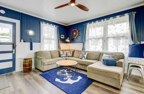 Hilo House | Whaler`s Inn -Nautical Magical
