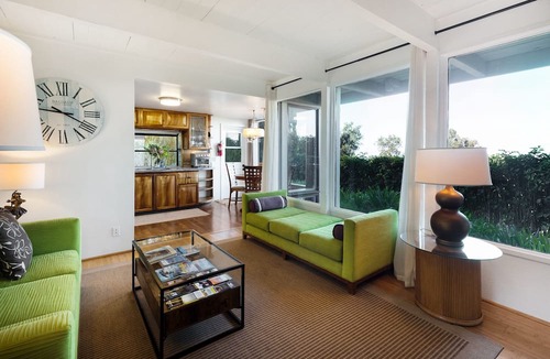 Makawao Cottage | Rustic yet modern Upcountry retreat with breathtaking views!