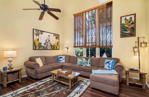 Waikoloa House | 🏖️Private Golf View Townhome w/2 Lanais + Pickleball