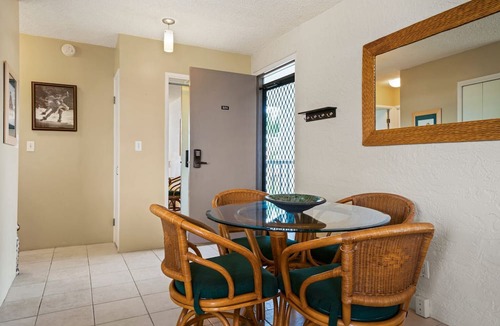 Kailua-Kona Condo | 🏖️Alii Drive Oceanfront Complex | Top-Floor Ocean View Condo | Alii Villas 324