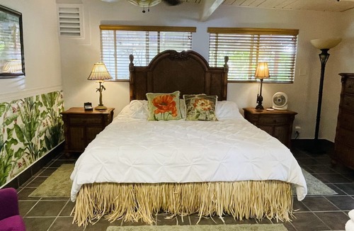 Kehena Cottage | CLEAN and SERENE eco-friendly private cottage!