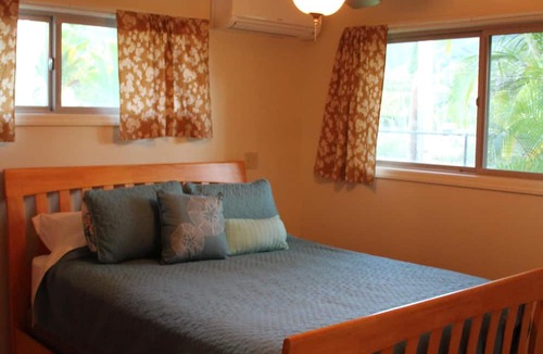 Hauula House | Hawaiian plantation-style home, perfect for families.