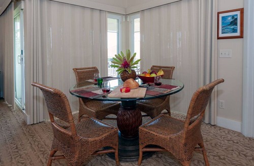 Princeville Condo | 3br Plantation at Princeville! AC, fitness center, hot tub, garage, more!