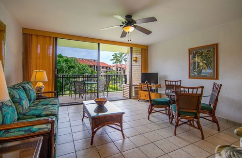 Honokowai Condo | Stunning ocean views with a well-equipped kitchen