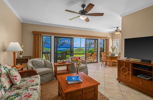 Lihue Condo | Kaha Lani 124, Oceanfront on Kauai's Coconut Coast