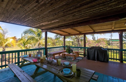 Keaau House | The Rainbows End in Sunny Hawaiian Paradise Park