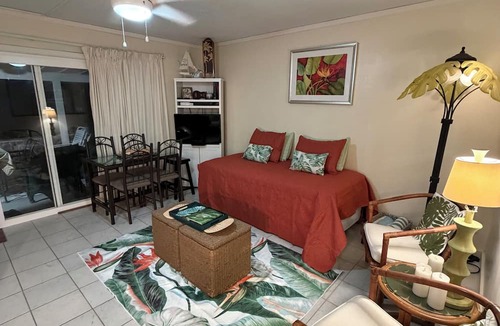 Punaluu Cottage | An Absolute, Perfect Paradise and Affordable