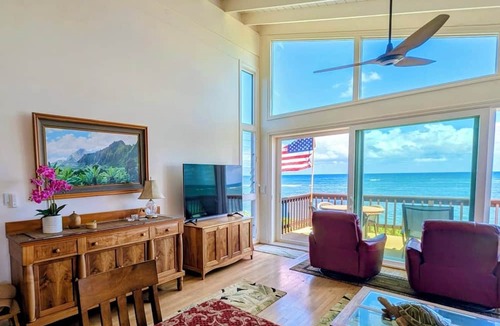 Mokuleia House | Beach Front Estate w/Guest Cottage, Sandy Beach, Heated Pool/Spa: Please Inquire