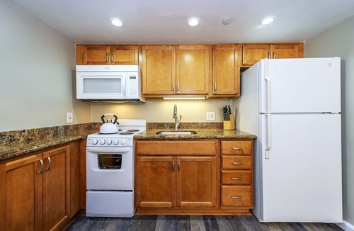 Kahana Condo | Now Renting! Tropical Studio 119 at Royal Kahana