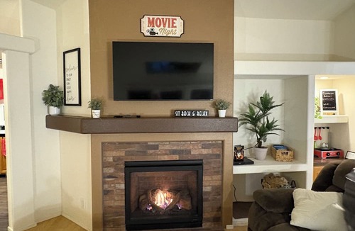 Albany House | Cozy, Spacious 3BR Retreat in North Albany Family-Friendly, Near OSU & Wineries