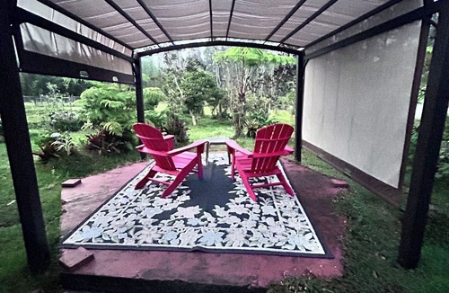 Volcano House | Pali’uli Estate has an old Hawaiian country feel in a tropical rain forest.