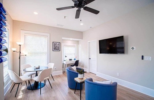 Marietta Apartment | The Maison at Marietta Square