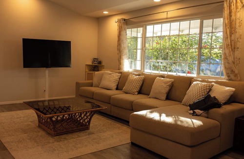 Keaau House | Hawaiian Hideaway-Entire Home with AC