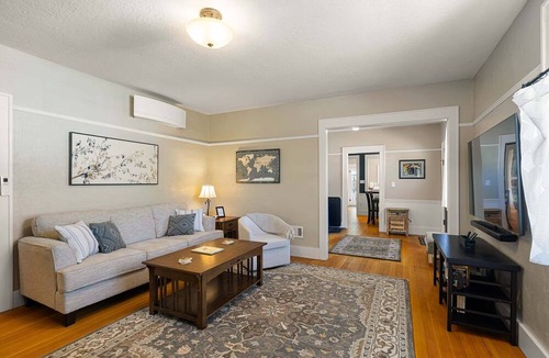 Springfield House | Stay in the Elizabeth Page House, a modern bungalow, perfect for families.