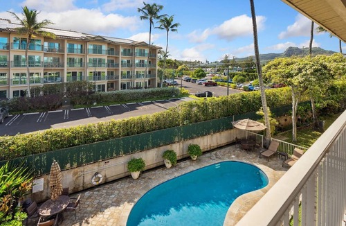 Wailua Condo | Cozy 2-bedroom condo centrally located in charming Kapaʻa with AC