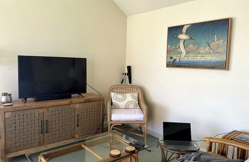 Princeville Condo | Sealodge J7 - 2BR/2BA, 2nd Floor Prime End Unit, Spectacular Oceanfront Views