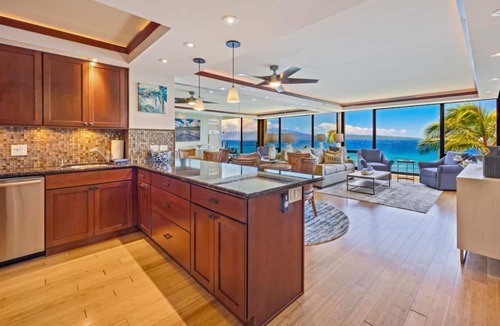Honokowai Condo | Stunning Ocean Front 1-Bedroom Condo WiFi, AC; Mahana 608