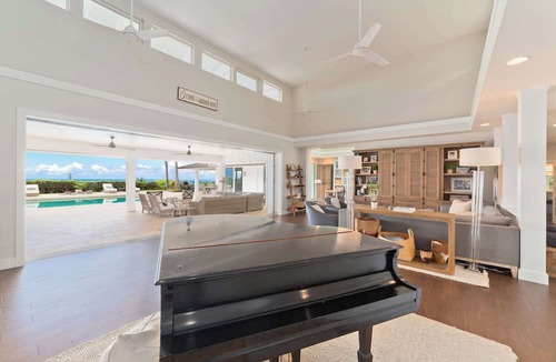Kailua-Kona House | Last Minute Booking Sale! Luxury Retreat in Kona with Saltwater Pool