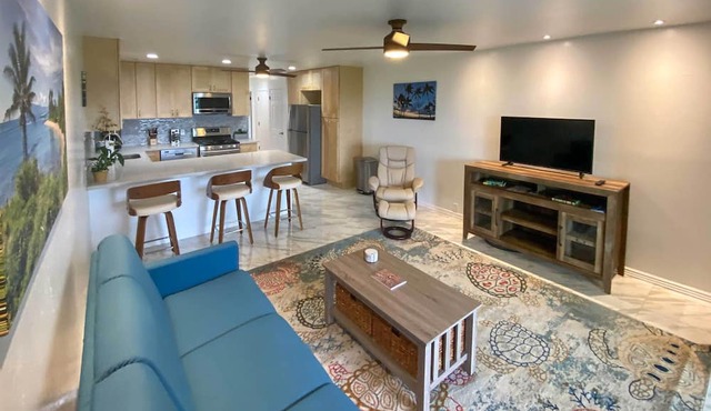 High-end Resort Condo Nestled on Molokai Shoreline in Kaunakakai