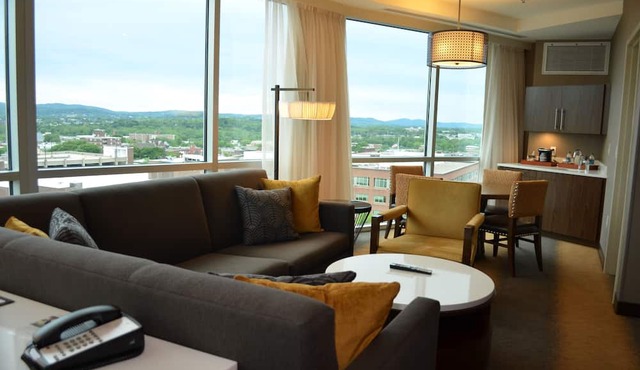 Doubletree By Hilton Reading in Reading