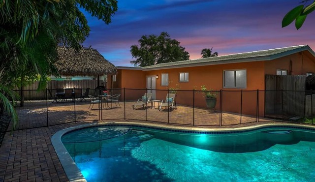 Hidden Gem Vacation Villa w Private Pool Tikihut in Fort Lauderdale