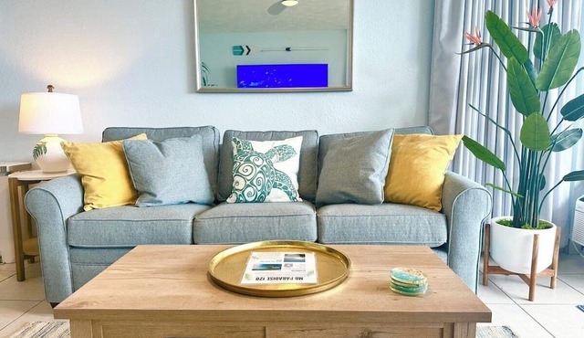 Perch - Maalaea Banyan: Oceanfront 1BR | 20 Steps To Beach in Wailuku