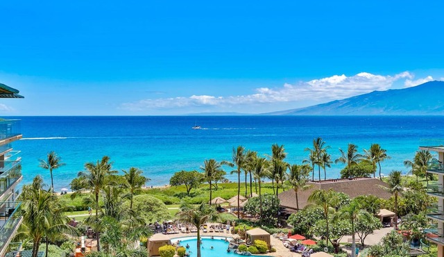 Maui Resort Rentals: Honua Kai Hokulani 715 - Stunning 7th Floor Ocean View 2BR w/Deluxe Corner Floor Plan! in Lahaina