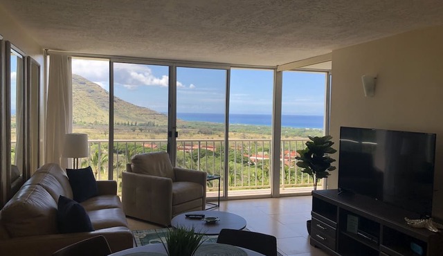 Beautiful Condo located at Makaha Valley Towers in Waianae