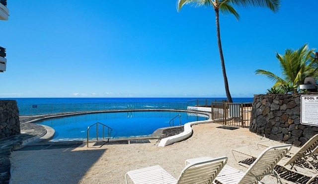 🏖️Ground Floor Kona Condo | Ocean View + Central A/C in Kailua Kona