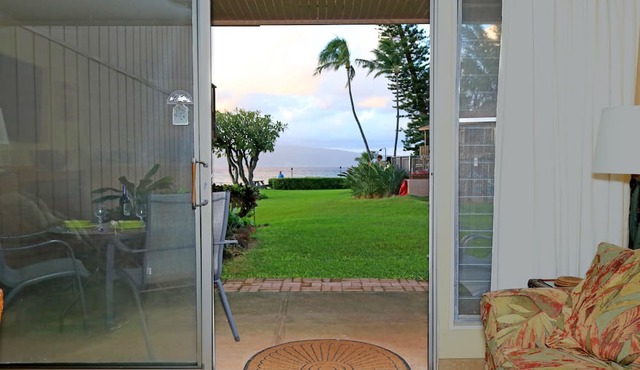#124 endless view with summer deals in Lahaina