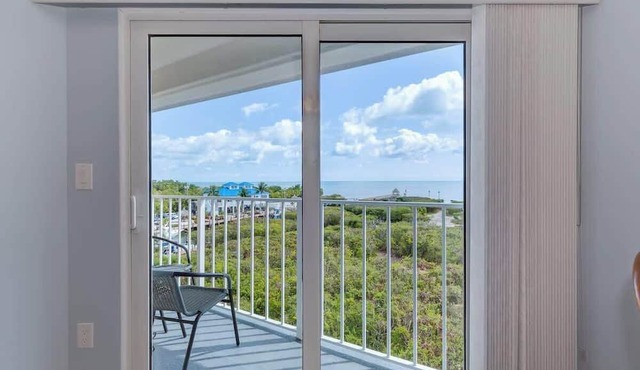 Birds Eye Loft Perched Above the Marina 1BR 1BA 5413 in Tavernier